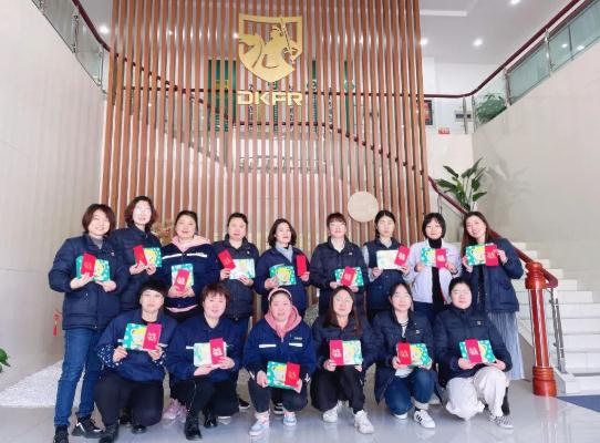 女神節(jié)丨愿你芳華自在，愿你笑靨如花